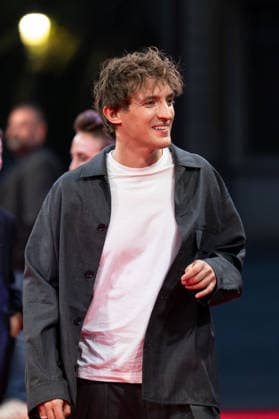 8th Cineroman Festival - Day 4 - Red Carpet Aliocha Schneider attends the red carpet at the Cineroman festival, dedicated exclusively to films adapted from literary work, in Negresco Beach in Nice, France, on October 1, 2026. Photo by Laurent Coust ABACAPRESS.COM Nice Provence-Alpes-Cote d Azur France  Copyright: xCoustxLaurent ABACAx