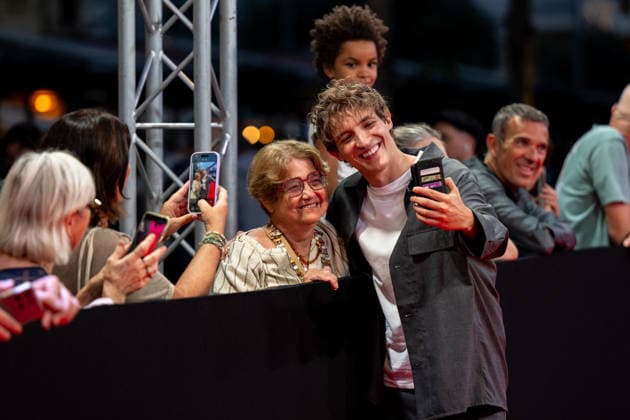 8th Cineroman Festival - Day 4 - Red Carpet Aliocha Schneider attends the red carpet at the Cineroman festival, dedicated exclusively to films adapted from literary work, in Negresco Beach in Nice, France, on October 1, 2026. Photo by Laurent Coust ABACAPRESS.COM Nice Provence-Alpes-Cote d Azur France  Copyright: xCoustxLaurent ABACAx
