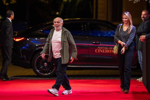 8th Cineroman Festival - Day 4 - Red Carpet Gerard Jugnot and wife Patricia Campi attend the red carpet at the Cineroman festival, dedicated exclusively to films adapted from literary work, in Negresco Beach in Nice, France, on October 1, 2026. Photo by Laurent Coust ABACAPRESS.COM Nice Provence-Alpes-Cote d Azur France  Copyright: xCoustxLaurent ABACAx
