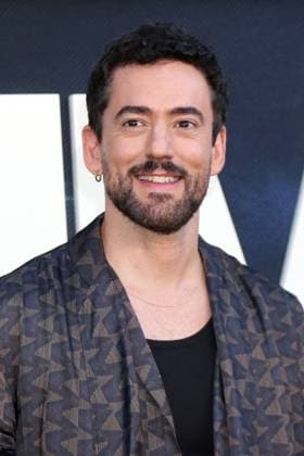Luis Gerardo Mendez at arrivals for ANIMALS Premiere, Westwood Village Theatre, Los Angeles, CA, October 01, 2026. Photo By: Priscilla Grant Everett Collection ANIMALS Premiere PUBLICATIONXNOTxINxCANxCHNxFRAxITAxJPNxNORxPOLxRUSxESPxUKxUSA