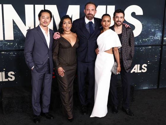 World Premiere Of Netflix s Animals WESTWOOD, LOS ANGELES, CALIFORNIA, USA - OCTOBER 01: Steven Yeun, Adriana Paz, Ben Affleck, Kerry Washington and Luis Gerardo Mendez arrive at the World Premiere Of Netflix s Animals held at Westwood Village Theater on October 1, 2026 in Westwood, Los Angeles, California, United States. Westwood Westwood Village Theater California United States Copyright: xXavierxCollin ImagexPressxAgencyx