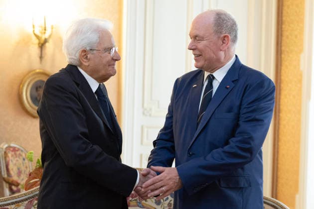 Entertainment Bilder des Tages October 2, 2026, Principato Di Monaco: A handout picture, provided by Quirinale Press Office, shows Italian President of the Republic Sergio Mattarella with Prince Albert II of Monaco at the Prince s Palace, Monaco, 2 October 2026. ANSA Ammendola +++ ANSA PROVIDES ACCESS TO THIS HANDOUT PHOTO TO BE USED SOLELY TO ILLUSTRATE NEWS REPORTING OR COMMENTARY ON THE FACTS OR EVENTS DEPICTED IN THIS IMAGE - NO ARCHIVING - NO LICENSING - NPK Principato Di Monaco  - ZUMAa110 20261002_zaf_a110_005 Copyright: xQuirinalexPressxOffice Francescox