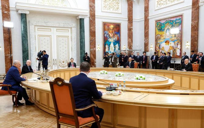 BELARUS, MINSK - OCTOBER 2, 2026: Alexander Lukashenko (L), President of Belarus, attends a meeting with the heads of government of the Eurasian Economic Union at the Independence Palace Minsk Belarus  - ZUMAt113 20261002_zaa_t113_154 Copyright: xDmitryxAstakhovx