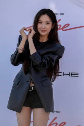 South Korean celebrities attend photo wall event in Seoul South Korean actor Moon Ga-young poses for photos during a photocall for the 2026 Porsche Vibe Seoul Preview at the Mapo Oil Tank Culture Park in Seoul, South Korea, on October 02, 2026. Seoul South Korea  Copyright: xMatrixxImagesx xJungxUi-Chelx