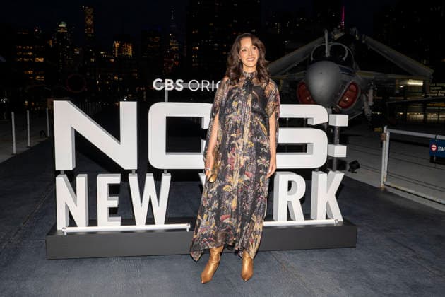 October 1, 2026, New York, New York, USA: JENNIFER BEALS attends the CBS, NCIS New York Premiere at the USS Intrepid Museum in New York. 1 October 2026 New York USA - ZUMAa265 20261001_zep_a265_159 Copyright: xEricxAcquayex