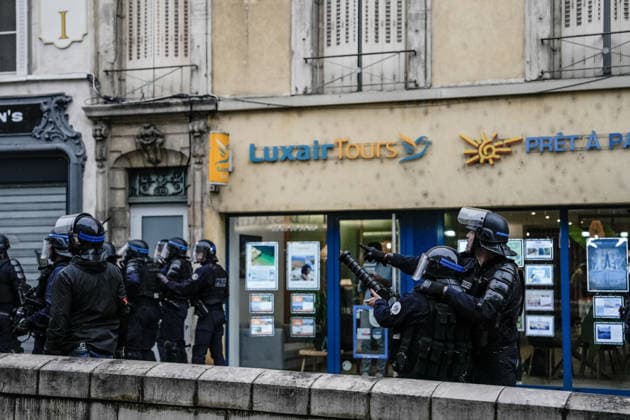 Students clash with police during high-school mobilization in Nancy NANCY, FRANCE - OCTOBER 2: Students gather around several schools and clash with police forces as a nationwide high-school mobilization continues over school conditions and demands for greater education resources in Nancy, France on October 2, 2026. Police deploy security units around several locations as demonstrations and blockades continue. Muhammed Said Tako Anadolu Nancy France. Editorial use only. Please get in touch for any other usage.  Copyright: x2026xAnadoluxMuhammedxSaidxTakox