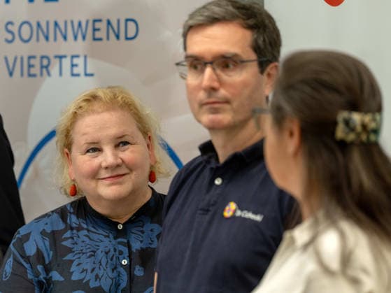 October 2, 2026 Press Conference on Health in Austria Federal Minister of Labor, Social Affairs, Health, Long-Term Care, and Consumer Protection Korinna Schumann (SPÖ), Medical Director Martin Cichocki of PVE Sonnwendviertel and Social Prescri