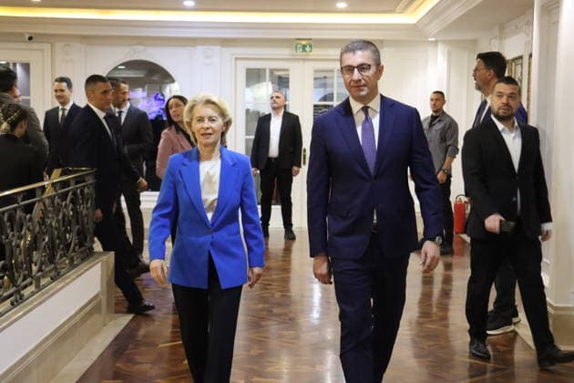 European Commission President Ursula von der Leyen visits North Macedonia SKOPJE, NORTH MACEDONIA - OCTOBER 2: European Commission President Ursula von der Leyen (L) visits Skopje during her tour of Western Balkan countries and is welcomed with an official ceremony by North Macedonia s Prime Minister Hristijan Mickoski (R) before holding talks and a joint press conference at the Prime Minister s Office, in North Macedonia, on October 2, 2026. Umeys Sulejman Anadolu Skopje North Macedonia. Editorial use only. Please get in touch for any other usage.  Copyright: x2026xAnadoluxUmeysxSulejmanx
