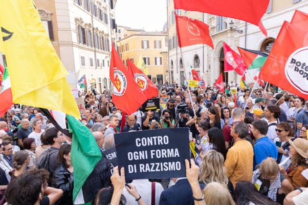 Protest Against The Anti-Semitism Bill - Italy Protest against the anti-Semitism bill outside Montecitorio, in Rome, Italy, on October 2, 2026. Photo by Matteo Nardon IPA ABACAPRESS.COM Rome Italia Roma Italy  Copyright: xIPA ABACAx