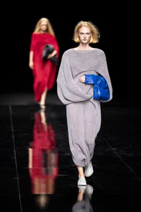 PFW - Issey Miyake Runway Models walks during Issey Miyake Women s Spring Summer 2027 collection fashion show as part of the Paris Fashion Week, in Paris on October 2, 2026. Photo by Eliot Blondet ABACAPRESS.COM Paris France France  Copyright: xBlondetxEliot ABACAx