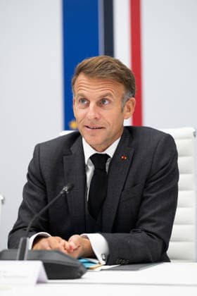 G7 Videoconference at the Elysee Palace - Paris French President Emmanuel Macron speaks following a videoconference with G7 leaders at the Élysée Palace in Paris, France, on October 2, 2026. G7 leaders held talks to coordinate action on rising fuel prices, as Washington increased pressure on European countries to release strategic oil reserves or face a potential US diesel export ban. Photo by Jeanne Accorsini Pool ABACAPRESS.COM Paris France  Copyright: xAccorsinixJeanne Pool ABACAx