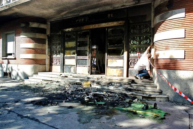 Student Protest - School Buildings Facades Set on Fire The façade of the Gaston-Bachelard high school in the 13th arrondissement damaged after the incident occurred as national student blockades forced the closure of more than 400 high schools amid rising political and security tensions. Paris, France, October 2, 2026 Photo Ait Adjedjou Karim ABACAPRESS.COM. Paris France  Copyright: xAitxAdjedjouxKarim ABACAx
