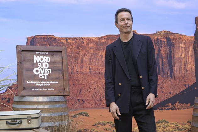 Photo by Mario Romano, IPP Milan, October 2, 2026. Photocall for the TV series *North, South, West, East: The Legendary Story of the 883*, Season 2. Photo by Roberto Zibetti, Italy Photo Press World. Copyright. Photocall for the TV series *North*