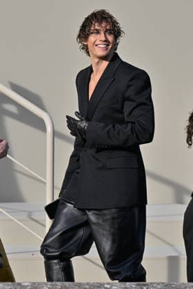 PFW Givenchy Outside Arrivals Guest arriving at the Givenchy show during Paris Fashion Week, in Paris, France on 2 October 2026. Photo by Julien Reynaud APS-Medias ABACAPRESS.COM Paris France  Copyright: xReynaudxJulien APS-Medias ABACAx