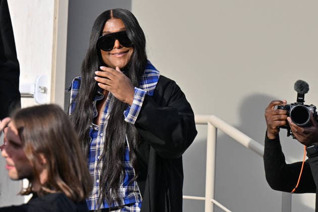 PFW Givenchy Outside Arrivals Law Roach arriving at the Givenchy show during Paris Fashion Week, in Paris, France on 2 October 2026. Photo by Julien Reynaud APS-Medias ABACAPRESS.COM Paris France  Copyright: xReynaudxJulien APS-Medias ABACAx