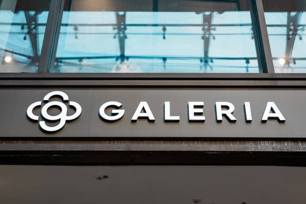 Sign and logo of Galeria Karstadt Kaufhof, entrance to a store in Hamburg, Germany, shopping street, department store, bankruptcy, insolvency, shopping, strolling, pedestrian zone Copyright: xThiemoxRudolphx