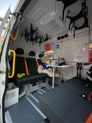 Flensburg, Schleswig-Holstein: Long Night of Democracy at Flensburg City Hall; The interior of a THW ambulance; Various emergency response vehicles parked on the City Hall plaza; Photo taken on October 2, 2026, in Flensburg