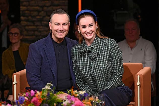Tim Raue with his wife Katharina Raue during the taping of the RB talk show 3nach9 at Radio Bremen s Studio Bremen, October 2, 2026 Foto:xC.xNiehausx xFuturexImagex 3nach9_6005