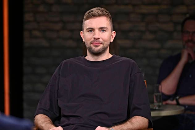 Christoph Kramer during the taping of the RB talk show 3nach9 at Radio Bremen s Studio Bremen, October 2, 2026 Foto:xC.xNiehausx xFuturexImagex 3nach9_6003