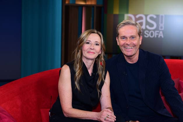 Andrea Wulf and Hinnerk Baumgarten during the Das Rote Sofa TV show at NDR Studios on October 2, 2026, in Hamburg, Germany. Andrea Wulf appears on the TV show Das Rote Sofa in Hamburg, Germany.