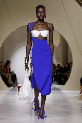 (261003) -- PARIS, Oct. 3, 2026 -- A model presents a creation from the Womenswear Spring Summer 2027 collections by Givenchy during the Paris Fashion Week in Paris, France, Oct. 2, 2026. ( Handout via Xinhua) FRANCE-PARIS-FASHION WEEK-GIVENCHY MeetEurope 