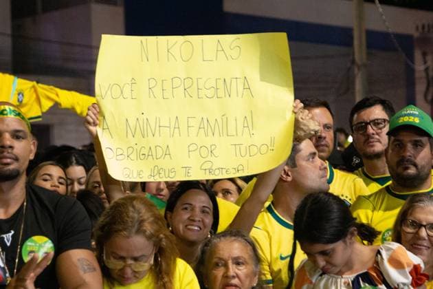 RECORD DATE NOT STATED Presidential candidate Flavio Bolsonaro visits the city of Montes Claros in the final stretch of the elections. Montes Claros (MG), 02 10 2026 - Elections Flavio Bolsonaro Montes Claros - Presidential candidate Flavio Bolsonaro, accompanied by Nikolas Ferreira (PL), Samuel Caires (PL), Marco Antonio Moreira da Costa (Novo), Domingos Savio (PL), Flavio Roscoe (PL), during a visit to the city of Montes Claros in the final stretch of the elections, this Friday, October 2, 2026.(Foto: Diego Tavares Thenews2 imago images) Presidential candidate Flavio Bolsonaro visits the city of Montes Claros in the final stretch of the elections. Copyright: xDiegoxTavaresx