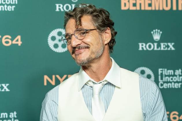 October 2, 2026, Bronx, New York, USA: Pedro Pascal wearing dress by Chanel attends screening of Behemoth at annual NYFF64 at Alice Tully Hall at Lincoln Center in New York, NY on October 2, 2026. Bronx USA - ZUMAr339 20261002_znp_r339_027 Copyright: xLevxRadinx