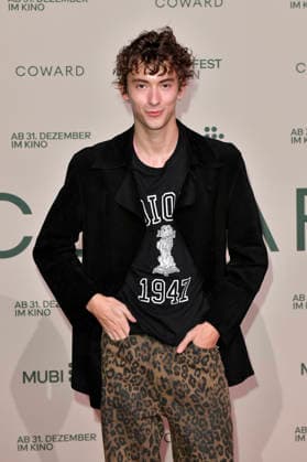 Daniel Miller at the premiere of the movie *Coward* at the silent green Kulturquartier in Berlin, October 2, 2026 Foto:xM.xBehrensx xFuturexImagex coward_6018