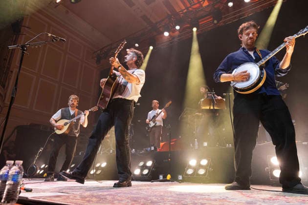 Amble, performs live, at O2 City Hall, Newcastle, UK, on 2 October 2026 Ross McNerney, Robbie Cunningham and Oisin McCaffrey of Amble, performs live, at O2 City Hall, Newcastle, UK, on 2 October 2026, Credit:David Wala Avalon Tyne and Wear, Newcastle Copyright: xDavidxWalax xAvalonx 1140177666