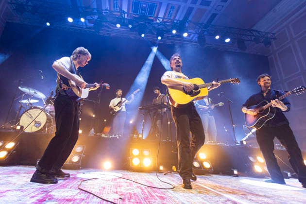 Amble, performs live, at O2 City Hall, Newcastle, UK, on 2 October 2026 Ross McNerney, Robbie Cunningham and Oisin McCaffrey of Amble, performs live, at O2 City Hall, Newcastle, UK, on 2 October 2026, Credit:David Wala Avalon Tyne and Wear, Newcastle Copyright: xDavidxWalax xAvalonx 1140177829