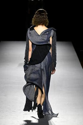 Yohji Yamamoto Women s Ready-to-Wear Spring Summer 2027 Collection Fashion Show during Paris Fashion Week, on October 2, 2026 Bestimage Yohji Yamamoto Fashion Show Women s Ready-to-Wear Spring Summer 2027 Collection during Paris Fashion Week, on October 2, 2026, in Paris, France Paris France  Copyright: xAgencex xBestimagexAgencex xBestimagex