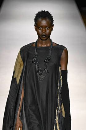 Yohji Yamamoto Women s Ready-to-Wear Spring Summer 2027 Collection Fashion Show during Paris Fashion Week, on October 2, 2026 Bestimage Yohji Yamamoto Fashion Show Women s Ready-to-Wear Spring Summer 2027 Collection during Paris Fashion Week, on October 2, 2026, in Paris, France Paris France  Copyright: xAgencex xBestimagexAgencex xBestimagex