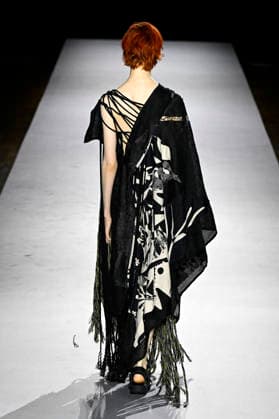 Yohji Yamamoto Women s Ready-to-Wear Spring Summer 2027 Collection Fashion Show during Paris Fashion Week, on October 2, 2026 Bestimage Yohji Yamamoto Fashion Show Women s Ready-to-Wear Spring Summer 2027 Collection during Paris Fashion Week, on October 2, 2026, in Paris, France Paris France  Copyright: xAgencex xBestimagexAgencex xBestimagex
