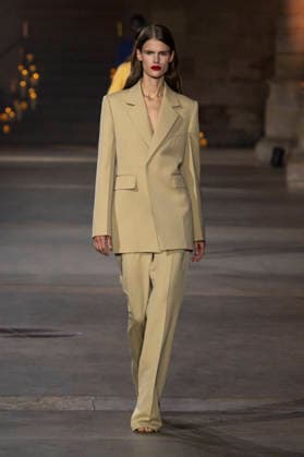 Victoria Beckham Women s Ready-to-Wear Spring Summer 2027 Collection Fashion Show during Paris Fashion Week, on October 2, 2026, in Paris, Bestimage Victoria Beckham Fashion Show Women s Ready-to-Wear Spring Summer 2027 Collection during Paris Fashion Week, on October 2, 2026, in Paris, France Paris France  Copyright: xAgencex xBestimagexAgencex xBestimagex