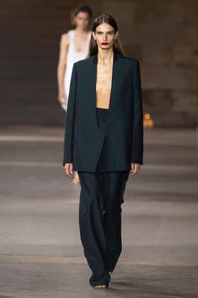 Victoria Beckham Women s Ready-to-Wear Spring Summer 2027 Collection Fashion Show during Paris Fashion Week, on October 2, 2026, in Paris, Bestimage Victoria Beckham Fashion Show Women s Ready-to-Wear Spring Summer 2027 Collection during Paris Fashion Week, on October 2, 2026, in Paris, France Paris France  Copyright: xAgencex xBestimagexAgencex xBestimagex