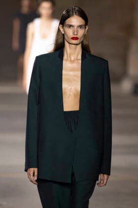 Victoria Beckham Women s Ready-to-Wear Spring Summer 2027 Collection Fashion Show during Paris Fashion Week, on October 2, 2026, in Paris, Bestimage Victoria Beckham Fashion Show Women s Ready-to-Wear Spring Summer 2027 Collection during Paris Fashion Week, on October 2, 2026, in Paris, France Paris France  Copyright: xAgencex xBestimagexAgencex xBestimagex