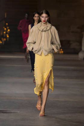 Victoria Beckham Women s Ready-to-Wear Spring Summer 2027 Collection Fashion Show during Paris Fashion Week, on October 2, 2026, in Paris, Bestimage Victoria Beckham Fashion Show Women s Ready-to-Wear Spring Summer 2027 Collection during Paris Fashion Week, on October 2, 2026, in Paris, France Paris France  Copyright: xAgencex xBestimagexAgencex xBestimagex