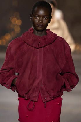 Victoria Beckham Women s Ready-to-Wear Spring Summer 2027 Collection Fashion Show during Paris Fashion Week, on October 2, 2026, in Paris, Bestimage Victoria Beckham Fashion Show Women s Ready-to-Wear Spring Summer 2027 Collection during Paris Fashion Week, on October 2, 2026, in Paris, France Paris France  Copyright: xAgencex xBestimagexAgencex xBestimagex