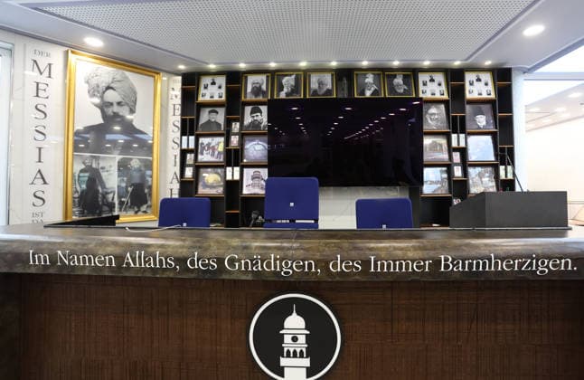 Open Mosque Day in Germany Open Mosque Day in Germany. A view of the mosque Bait ur Rehman Moschee in Nuremberg, Germany . October 03rd , 2026 Photo by Davide Elias Copyright: xDavidexEliasx