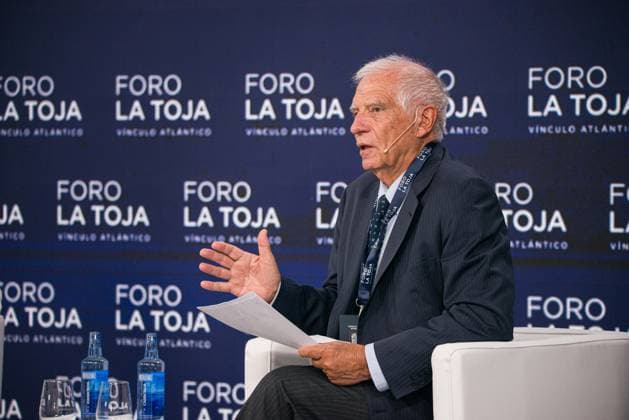 Third Day of the La Toja Vínculo Atlántico Forum Josep Borrell, former High Representative of the European Union for Foreign Affairs and Security Policy, during the La Toja Vínculo Atlántico Forum on October 3, 2026, in O Grove, Pontevedra, Galicia, Spain. The La Toja Vínculo Atlántico Forum is a renowned annual forum for debate and reflection focused on the defense of liberal democracy, the Atlantic partnership, and international cooperation. Founded in 2019 on the initiative of Josep Piqué, Amancio López Seijas, and the Hotusa Group, it brings together prominent political and business leaders, academics, and representatives of civil society on the island of La Toja. OCTOBER 3, 2026 Elena Ferná O Grove, Pontevedra, Galicia O Grove, Pontev Copyright: xElenaxFernandezx 7817536