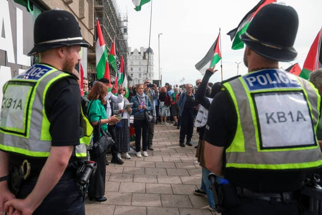 . 03 10 2026. Brighton, United Kingdom. Green Party Conference Day 2. Zionist protest & counter protest outside the Green Party Conference on day two at the Brighton Centre, Brighton.  xMartynxWheatleyx xi-Imagesx IIM-27041-0055