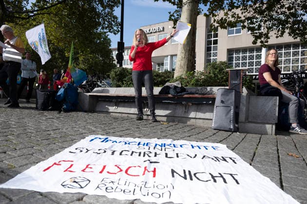 October 3, 2026 Press Event: Es brennt Initiative—Human Chain in Dortmund, Hansaplatz; Opening Remarks in Dortmund at Hansaplatz and Westenhellweg, North Rhine-Westphalia, Germany