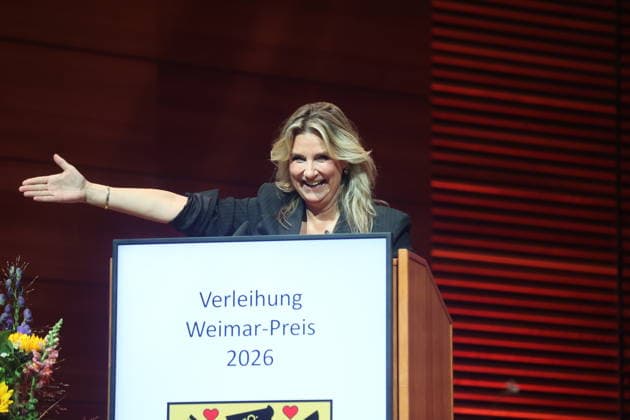 Weimar Prize Awarded to Ute Freudenberg Weimar, October 3, 2026 Weimar Prize Awarded to Ute Freudenberg, pictured: singer Kim Fischer. The award ce Copyright: xMatthiasxGränzdörferx