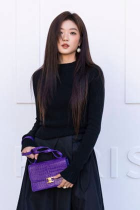 Qian Sun at the photocall for the Céline Spring Summer 2027 Women’s Ready-to-Wear collection during Paris Fashion Week (PFW) at the National Archives Museum in Paris, France, on October 3, 2026. Olivier Borde, Bestimage. Photocall at the Céline fashion show as part of Paris RTW Spring Summer 2027 Fashion Week, held at the Musée National des Archives on October 3, 2026, in Paris, France. Paris, France  Copyright: xOLIVIERxBORDEx xBESTIMAGExOLIVIERxBORDEx xBESTIMAGEx