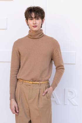 Kasidet Plookphol, also known as Book, at the photocall for the Céline Spring Summer 2027 Women’s Ready-to-Wear collection during Paris Fashion Week (PFW) at the National Archives Museum in Paris, France, on October 3, 2026. Olivier Borde, Bestimage. Photocall at the Céline fashion show as part of Paris RTW Spring Summer 2027 Fashion Week, held at the National Archives Museum on October 3, 2026, in Paris, France. Paris, France Copyright: xOLIVIERxBORDEx xBESTIMAGExOLIVIERxBORDEx xBESTIMAGEx