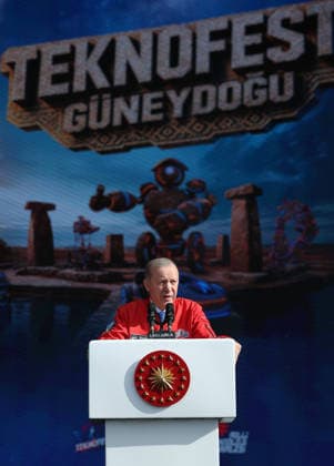 Turkish President Erdogan visits the TEKNOFEST Southeast in Sanliurfa SANLIURFA, TURKIYE - OCTOBER 03: (----EDITORIAL USE ONLY - MANDATORY CREDIT - TURKISH PRESIDENCY MUSTAFA KAMACI HANDOUT - NO MARKETING NO ADVERTISING CAMPAIGNS - DISTRIBUTED AS A SERVICE TO CLIENTS----) Turkish President Recep Tayyip Erdogan delivers a speech during his visit to the Aerospace, Space and Technology Festival (TEKNOFEST) Southeast at Sanliurfa GAP Airport in Sanliurfa, Turkiye on October 3, 2026. Turkish Presidency Mustafa Kamaci Handout Anadolu Sanliurfa Turkey. Editorial use only. Please get in touch for any other usage.  Copyright: x2026xAnadoluxTurkishxPresidencyx xMustafaxKamacix xHandoutx