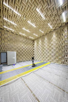 October 3, 2026, Düsseldorf: At this year’s TürenAuf Tag mit der Maus, children and parents will experience amazing acoustic experiments in an anechoic chamber at Düsseldorf University of Applied Sciences. Düsseldorf University of Applied Sciences, Münsterstraße, North Rhine-Westphalia, Germany