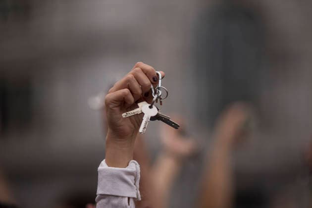 October 3, 2026, Madrid, Madrid, Spain: A protester holds up the keys to her home during a demonstration through the streets of Madrid demanding a reduction in housing rents. The demonstration was organized by the Tenants Union, which also organized the encampment in Puerta del Sol square in central Madrid. Madrid Spain - ZUMAs296 20261003_znp_s296_004 Copyright: xLuisxSotox