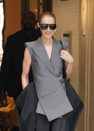 Céline Dion leaves the Royal Monceau hotel in Paris on October 3, 2026. Denis Guignebourg, Bestimage. Céline Dion leaves the Royal Monceau hotel in Paris on October 3, 2026. Paris, France  Copyright: xDenisxGuignebourgx xBestimagexDenisxGuignebourgx xBestimagex