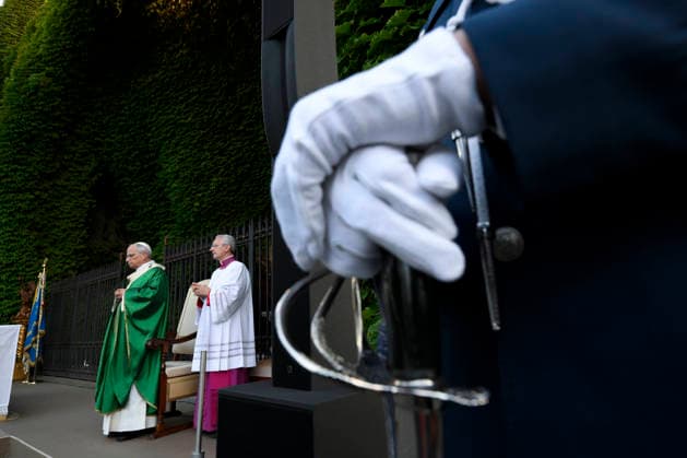 ITALY - MASS FOR THE GENDARMERIE - VATICAN-2026 10 3 Italy, Rome, Vatican, 2026 10 3 Pope Leo XIV Pope Leo XIV celebrating Holy Mass for the Gendarmerie Corps in the Vatican Gardens, Vatican The Vatican . EDITORIAL USE ONLY - NO BOOKS Copyright: xVATICANxMEDIA xCatholicxPressxPhotox
